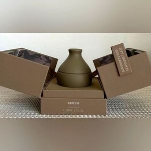 🌺KKW-JEFF LEATHAM collab🌺 Extremely hard to find...RARE FIG!